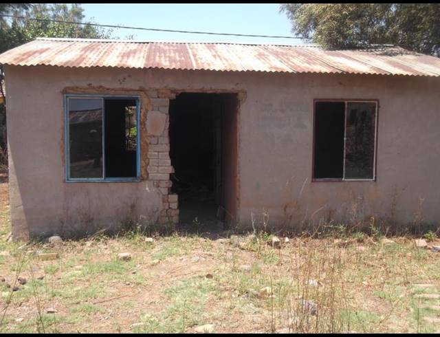 2 BEDROOM HOUSE FOR SALE IN CAROUSEL VIEW